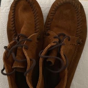 Minnetonka Brown Suede Ankle Boot Moccasins